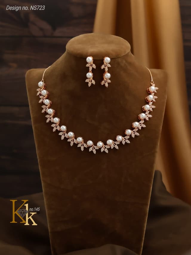 KK ROSEGOLD NECKLACE SET