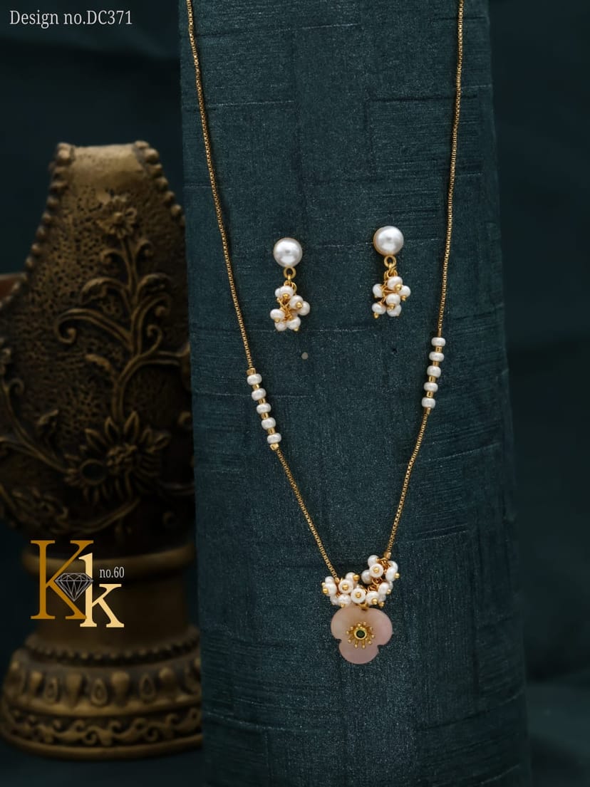KK CHAIN PENDANT SET - Image 1