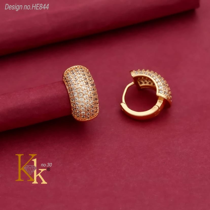 KK EARRINGS - Image 1