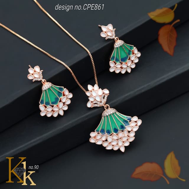 KK ROSEGOLD CHAIN PENDANT SET
